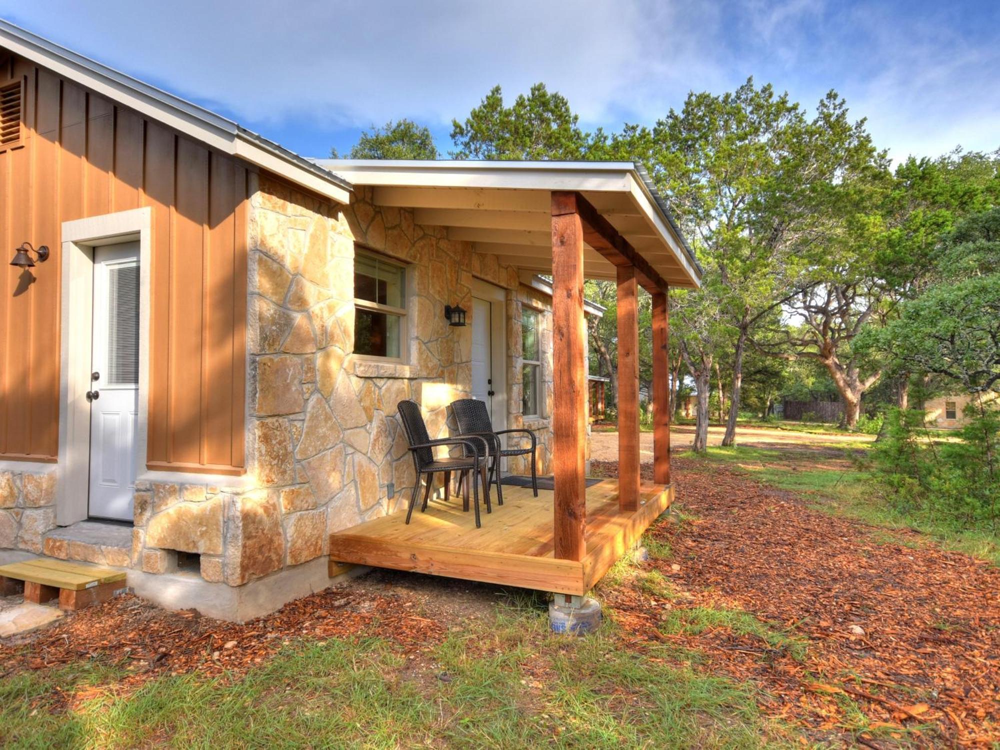 Cabins At Flite Acres - Coyote Cabin Wimberley Exterior photo